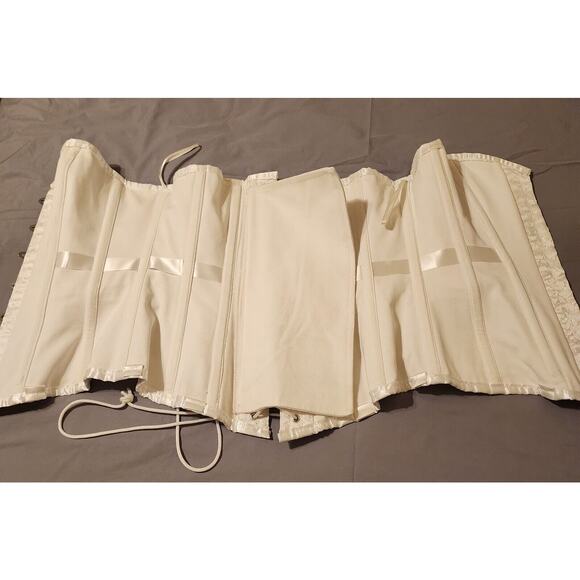 Corsetdeal Corset Womens 32 White Steampunk Wedding Bridal industrial fairycore - Picture 10 of 10